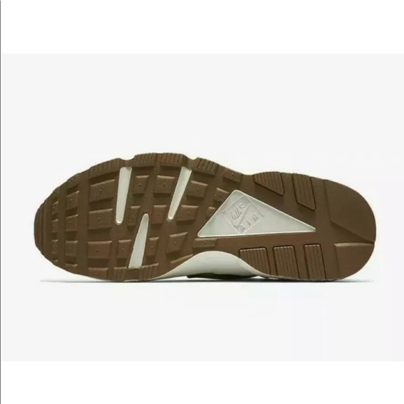 ❗️Sold❗️Nike Air Huarache Running Shoes Brown - Picture 4 of 4